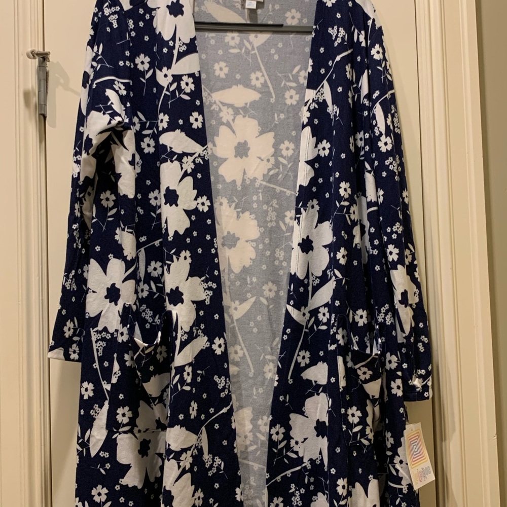 Lularoe Caroline